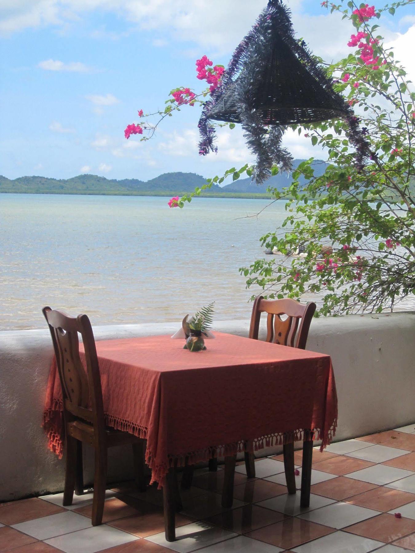 Pierhouse Lodging Busuanga Exterior foto
